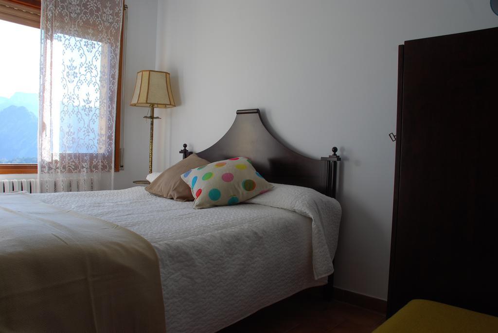 Can Lladoner Sant Llorenc de Morunys Chambre photo